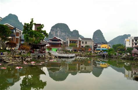  Explore the Enchanting Beauty and Historical Significance of Guigang City's Dashi Mountain!