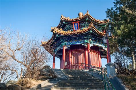 Jingshan Temple: Unlocking Breathtaking Panoramas and Tranquil Meditation