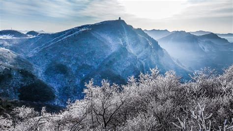 Longtou Mountain Scenic Area – Majestic Peaks and Ancient Legends Await!