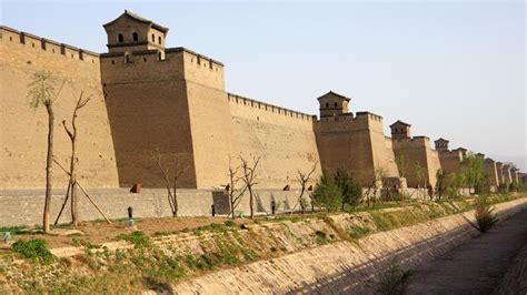 Qinzhou Ancient City Walls - A Journey Through Time and Exquisite Stonework!