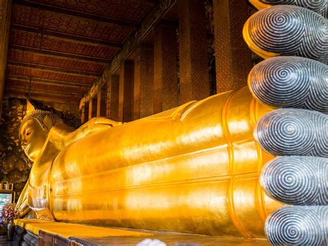 Wat Pho: Majestic Buddha Reclining and Traditional Thai Massage Haven!