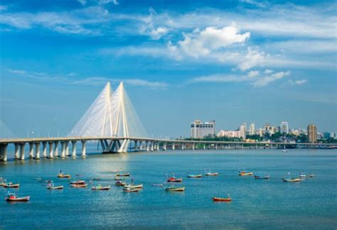 Worli Sea Face! A Picturesque Promenade Offering Breathtaking Views and Coastal Delights